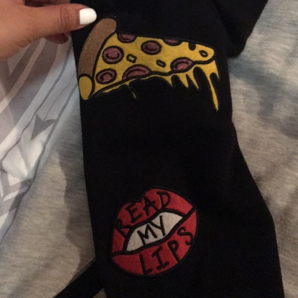 Forever 21 Patched varsity jacket - Picture 5 of 5